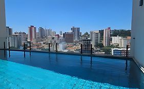 Studios Completos com Piscina e Academia ao lado da USP